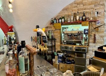 PUB LOANO  (10).jpg - Pub - Enoteca - Wine Bar Via Rosa Raimondi, Loano - foto 13