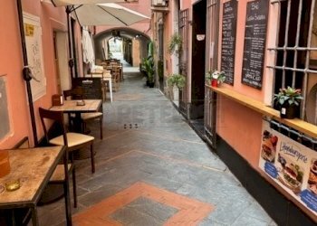 PUB LOANO  (19).jpg - Pub - Enoteca - Wine Bar Via Rosa Raimondi, Loano - foto 21