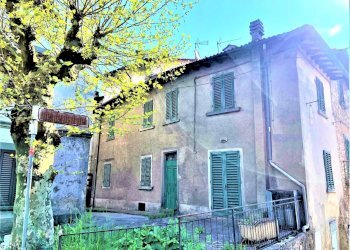 esterni - Terratetto - Terracielo Via della Badia 4, Vernio - foto 1