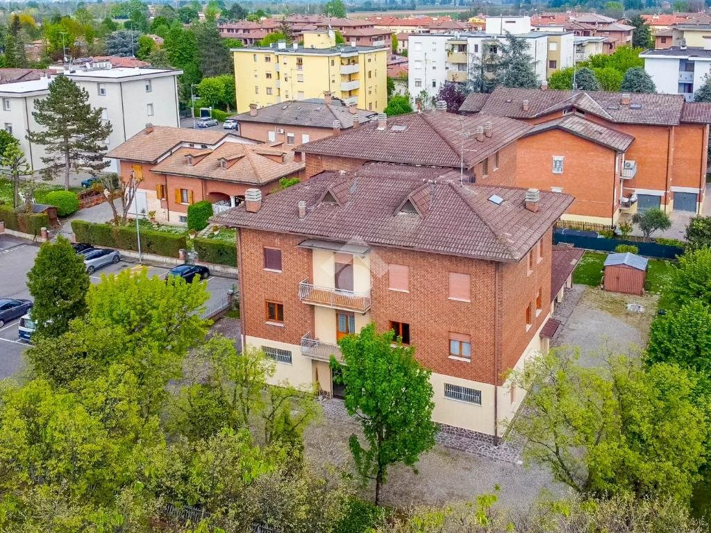 Three-family Villa Via monsignor Cavazzuti, Formigine - photo 1