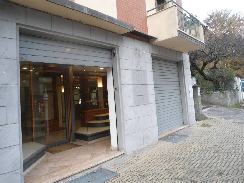 Facciata - Shop via Toscana, 93, Bologna (neighborhood Savena) - photo 2