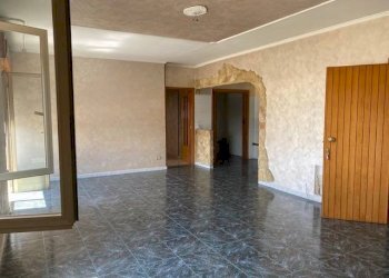 Four-room apartment Via Edoardo Scarpetta, San Nicandro Garganico - photo 3