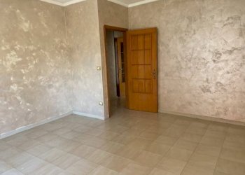 Four-room apartment Via Edoardo Scarpetta, San Nicandro Garganico - photo 8