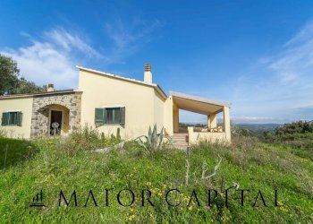 Casa indipendente Via Lu Tancatu, Arzachena - foto 8