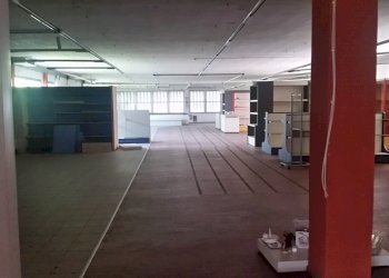 20170616_122545.jpg - Locale Commerciale Traversa I Pisana, Lucca - foto 1
