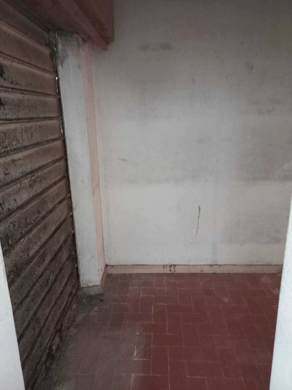 PHOTO-2023-03-02-18-36-15.jpg - Locale Commerciale Pietrasanta - foto 2