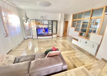 1dbd7b28-616d-47e7-adf3-95a1e14b7563.jpeg - Villa Via Luigi Maria Monti, Siracusa - foto 4