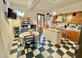 8880f2fc-b212-469e-ab79-ec16a0175e7b.jpeg - Villa Via Luigi Maria Monti, Siracusa - foto 17