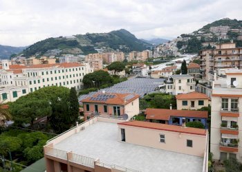 Trilocale via colonnello Aprosio, Vallecrosia - foto 3