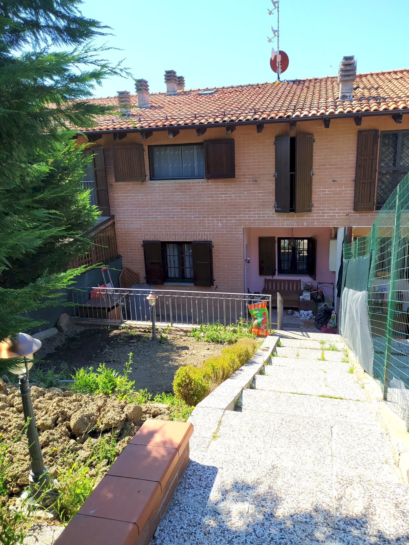 Villa a Schiera Via Varsellane 21, 21, frazione Montepastore, Monte San Pietro - foto 1