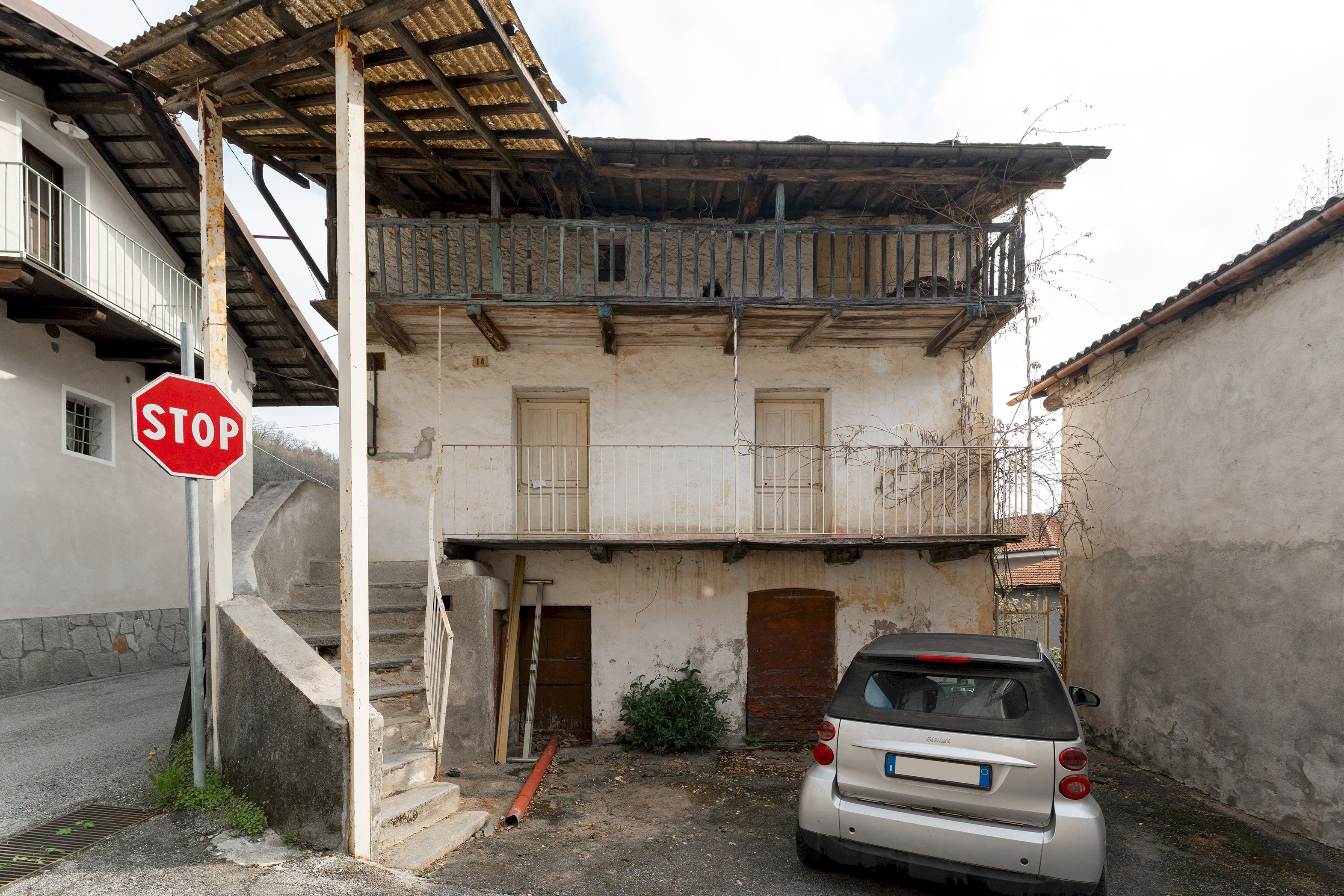 Independent house Via Villa, 14, Brondello - photo 1