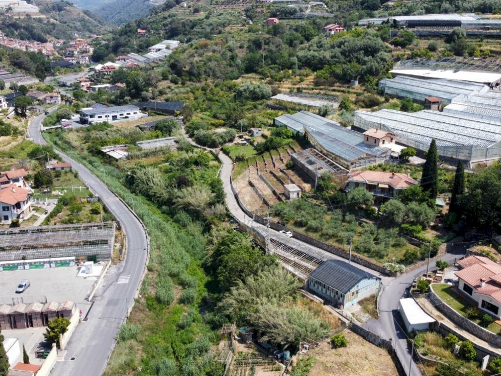 Rustic Località canavaira, San Biagio della Cima - photo 3