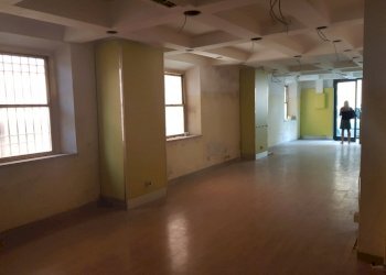 20180813_095141.jpg - Locale Commerciale Viale Carlo del Prete, Lucca - foto 5