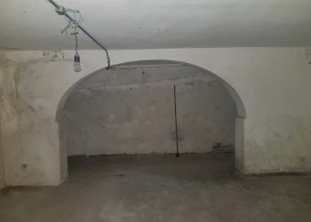 20180813_095938.jpg - Locale Commerciale Viale Carlo del Prete, Lucca - foto 15