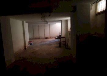 20180813_095944.jpg - Locale Commerciale Viale Carlo del Prete, Lucca - foto 17
