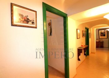 corridoio - Porzione di casa Via San Anfosso Ten. 18, Ventimiglia - foto 8