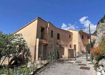 Stabile - Palazzo Triponzo, Cerreto di Spoleto - foto 27