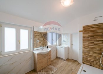 Villa Unifamiliare Costa Volpino - foto 8