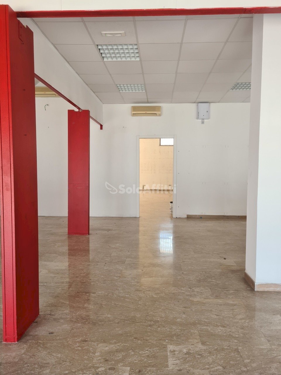 Angolo vano - Commercial Premises Corso Umberto I, Montesilvano - photo 2