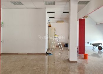 Angolo vano - Commercial Premises Corso Umberto I, Montesilvano - photo 4