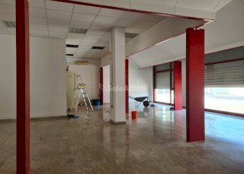 Angolo vano - Commercial Premises Corso Umberto I, Montesilvano - photo 6
