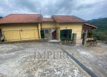 ingresso - Casa indipendente Località Piantairoli, Apricale - foto 17