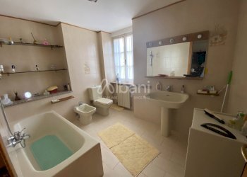 IN361_Villa_con_giardino_parcheggio_auto (6).JPG - Independent house Lerici - photo 30