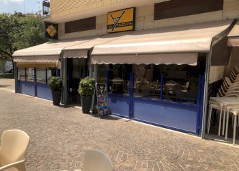 IMG-4999.jpg - Cafeteria - Cold Bar Via San Giovanni Bosco 24, Tavazzano con Villavesco - photo 11