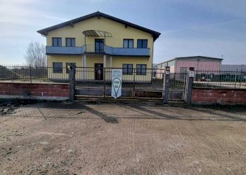 IMG-20230303-WA0048.jpg - Capannone Via Walter Tobagi 11, San Cipriano Po - foto 18