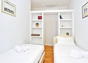camera da letto - Three-room apartment vicolo delle Palle, 33, Roma (neighborhood Centro Storico) - photo 27
