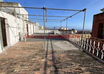 Stable - Palace via Giuseppe Licata, Sciacca - photo 2