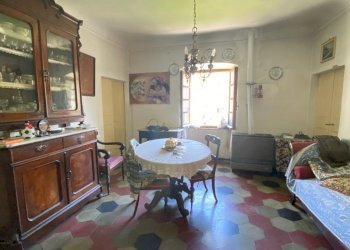 3.jpg - Appartamento Via San Zunino 6, Urbe - foto 4