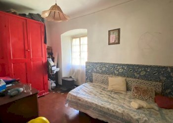 8.jpg - Appartamento Via San Zunino 6, Urbe - foto 8