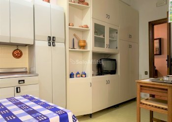 Two-room apartment Catanzaro - photo 5