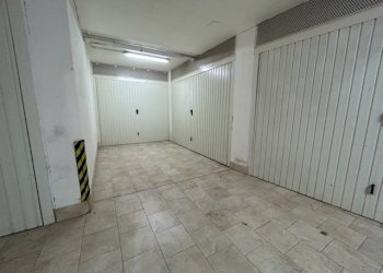 7.jpg - Box Via del Lavoro 29, Tivoli - foto 7