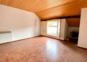 ofdkD8qfJyQ8klSqC-mom7x_OlZ04SRRMfS4q0tWiwA=_plain - Appartamento Urbe - foto 6