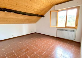 okaYCU4Cq7mq1qyU11p2luiqBQIsCpXpuNwDfe6bZjc=_plain - Appartamento Urbe - foto 7