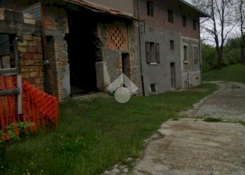 Casa indipendente Via Val D' Asta, Villa Minozzo - foto 8