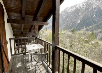 VENDITA COURMAYEUR: balcone vista Monte Bianco - Three-room apartment Via Les Golettes  31, Courmayeur - photo 13