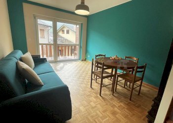 AFFITTO COURMAYEUR - SOGGIORNO E ZONA PRANZO - Three-room apartment Courmayeur - photo 3