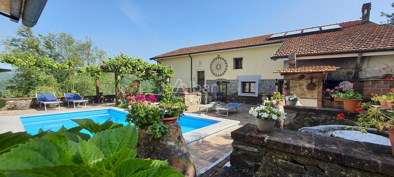 AT01_agriturismo_vendita_varese ligure_piscina_te - Agriturismo Varese Ligure - foto 2