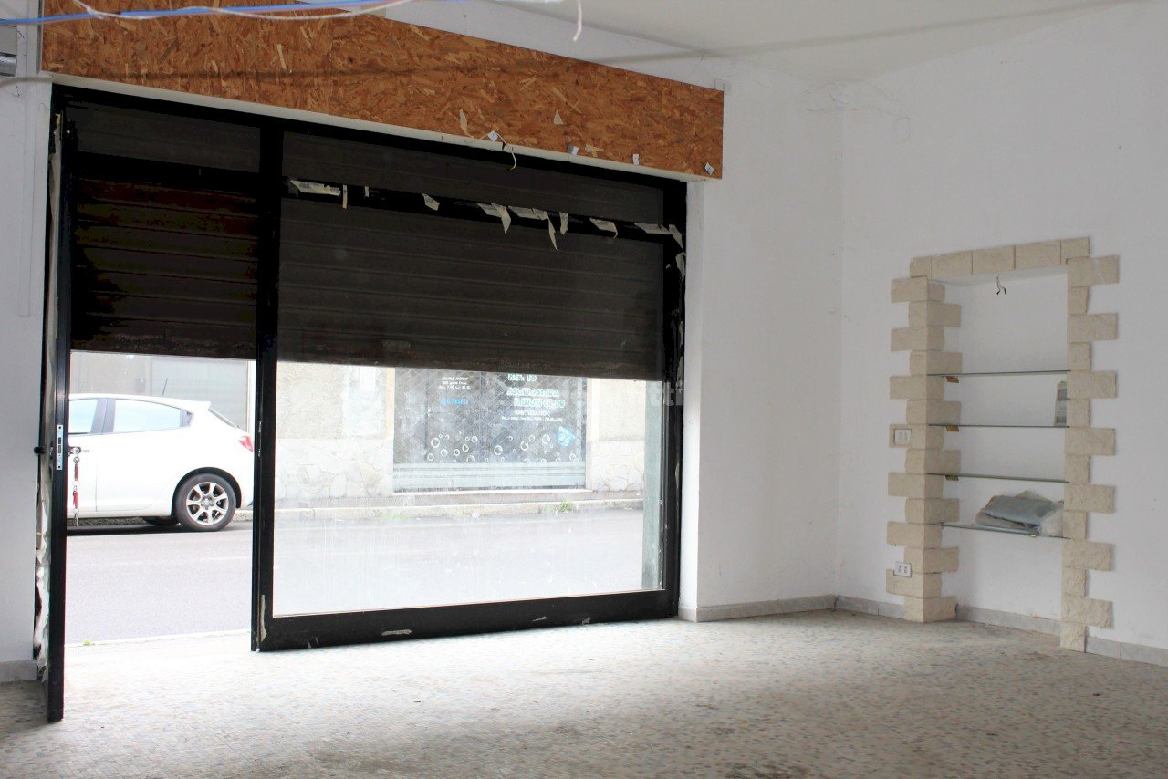 Area operativa.JPG - Ufficio Via Magenta, Parabiago - foto 1