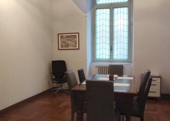 Three-room apartment Centro, Torino, Torino (neighborhood Centro) - photo 4