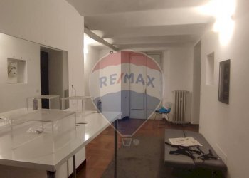 Three-room apartment Centro, Torino, Torino (neighborhood Centro) - photo 16
