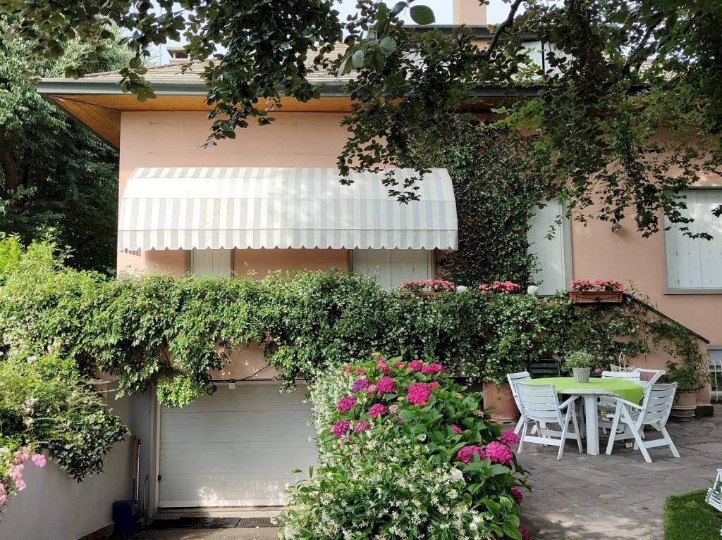 facciata - Villa via Legnano, 4, Rescaldina - foto 2