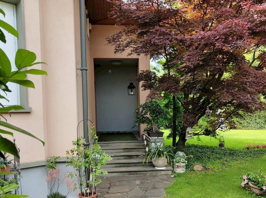 facciata - Villa via Legnano, 4, Rescaldina - foto 3