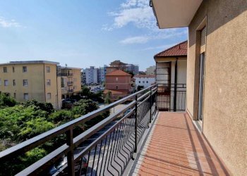 98da2173-e91e-4e9c-9e2b-01c85a59b867.jpg - Quadrilocale Via IV Novembre 8, Andora - foto 14