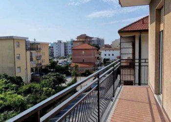203b6308-5d14-41d2-b72f-85acec7ff7ef.jpg - Quadrilocale Via IV Novembre 8, Andora - foto 1