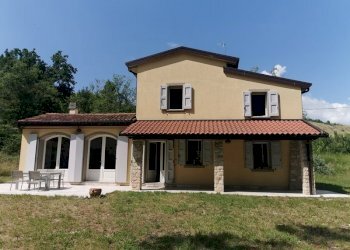 Casa indipendente Castel San Pietro Terme - foto 1