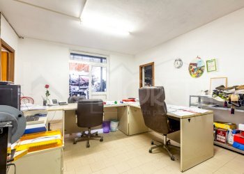 magazzino-ufficio - capannone 1 - Commercial Premises Viale Padre Nicola Magri, Livorno - photo 25